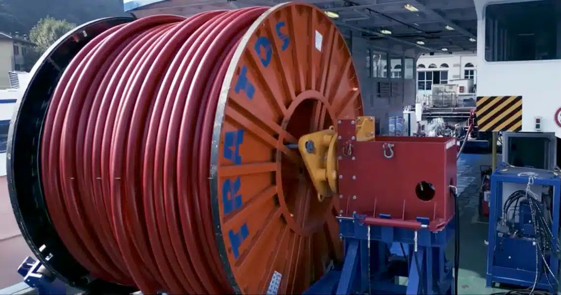 Lake Como’s Submarine Power Grid under