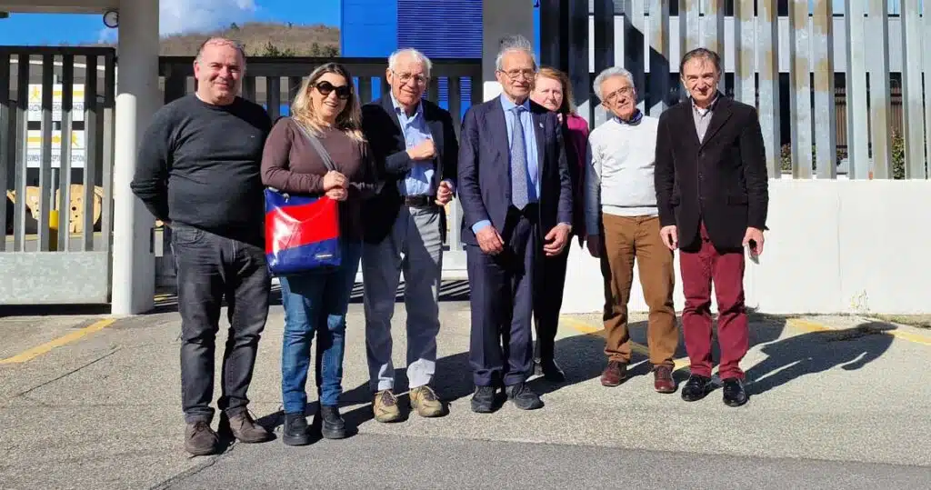 Exploring Innovation in Fibre Optics: Students Visit Tratos Facilities